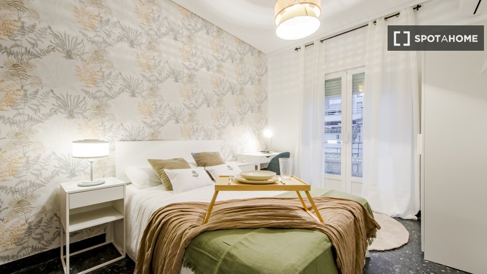 Double room Madrid, 8 beds — photo 1