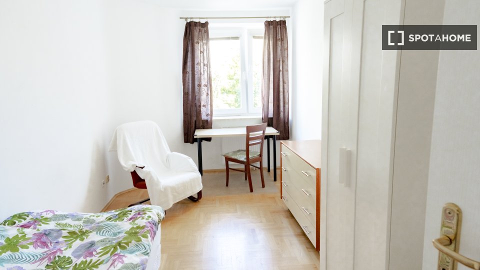 Double room Warsaw, 5 beds, 108m² — photo 24