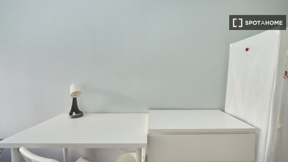 Double room Lisbon, 16 beds — photo 3