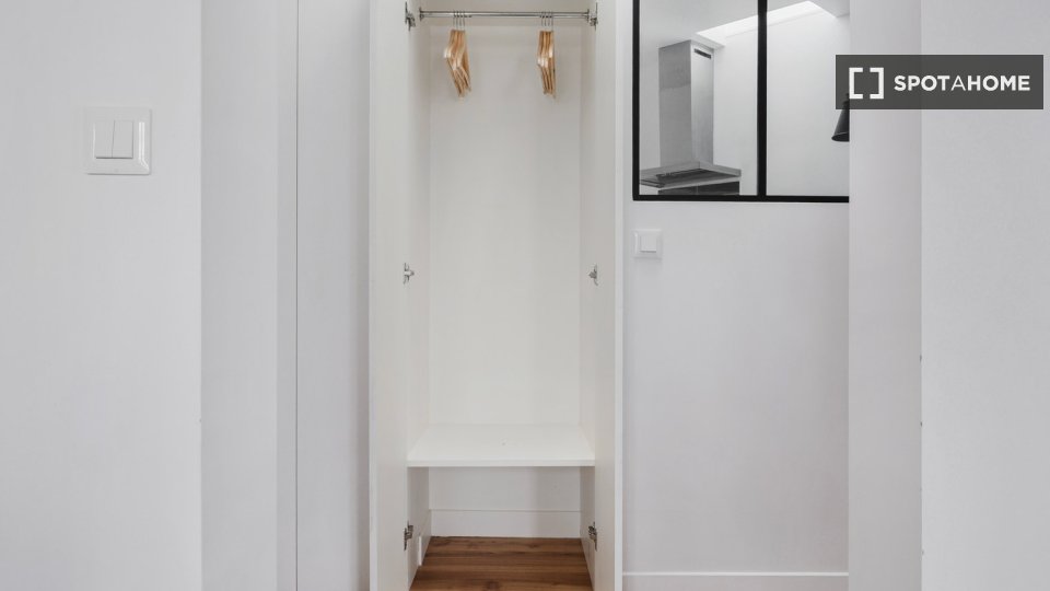 Apartment Paris, 2 beds, 76m² — photo 10