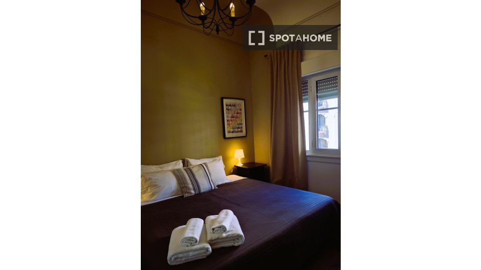 Double room Lisbon, 11 beds — photo 25
