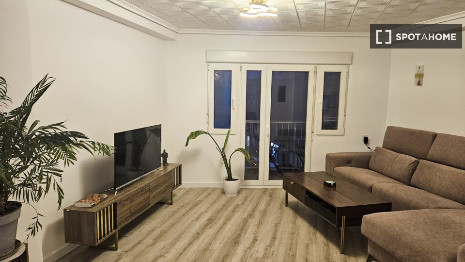 Appartamento con 3 camere da letto in affitto a La Raiosa, Valencia - a Valencia