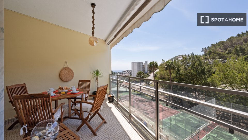 Apartment Lisbon, 2 beds, 75m² — photo 10