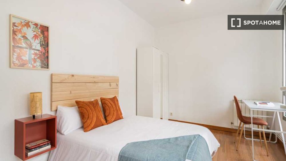 Double room Madrid, 10 beds — photo 17