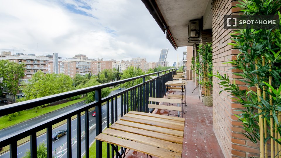 Double room Madrid, 7 beds — photo 15