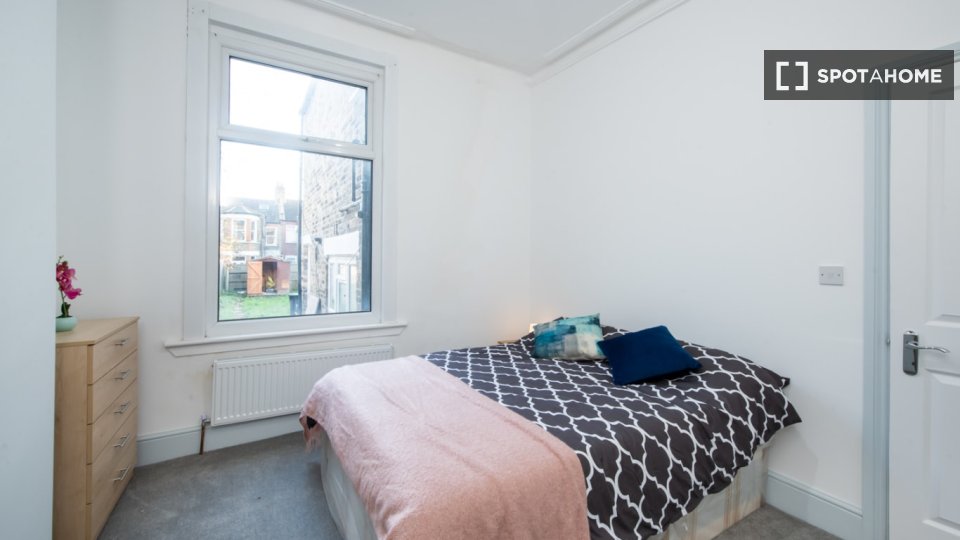 Double room London, 5 beds — photo 6