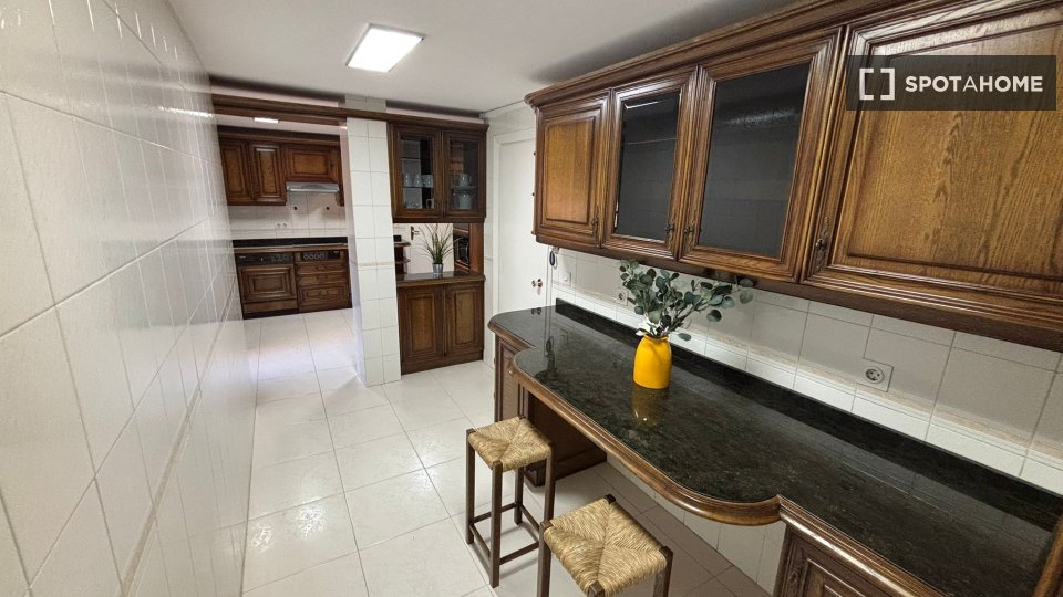 Double room Madrid, 9 beds, 200m² — photo 7