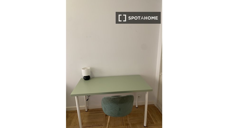 Double room Madrid, 6 beds — photo 14
