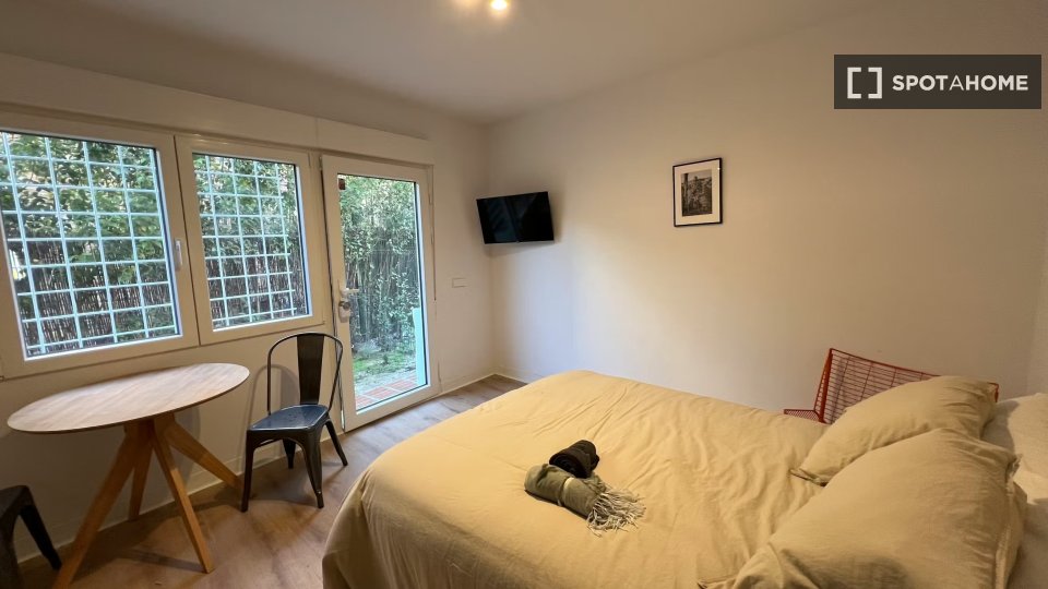 Apartment mono Madrid, 19m² — photo 1
