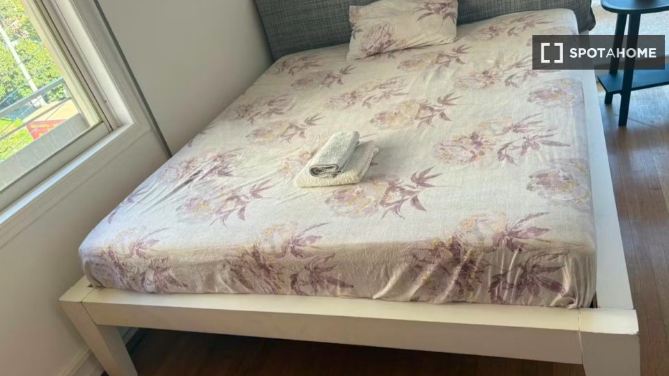 Double room Athens, 4 beds, 130m² — photo 8