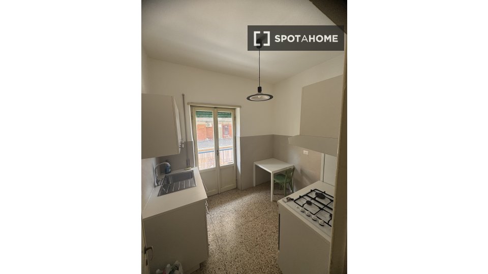 Appartamento con 1 camera da letto in affitto a Pigneto, Roma - a Roma
