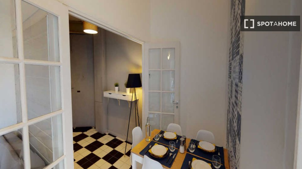 Double room Lyon, 4 beds, 110m² — photo 6