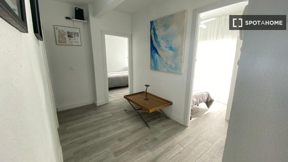 Double room Madrid, 4 beds — photo 18