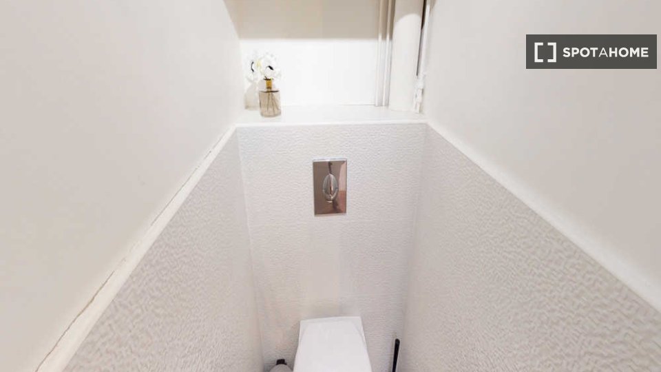Double room Paris, 9 beds, 160m² — photo 10