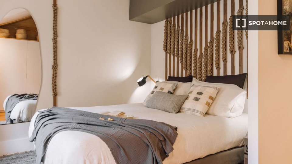 Apartment Lisbon, 2 beds — photo 15