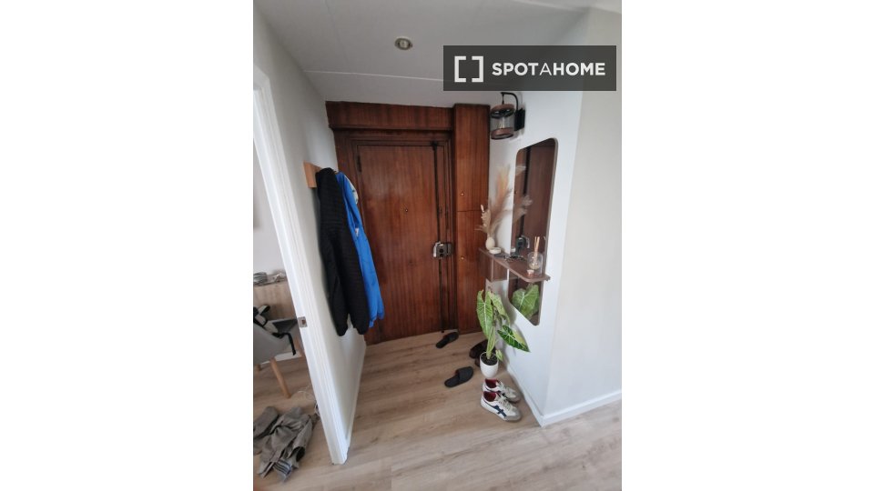 Double room Barcelona, 1 bed, 70m² — photo 10