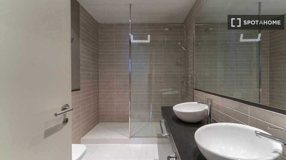 Double room Madrid, 6 beds — photo 18