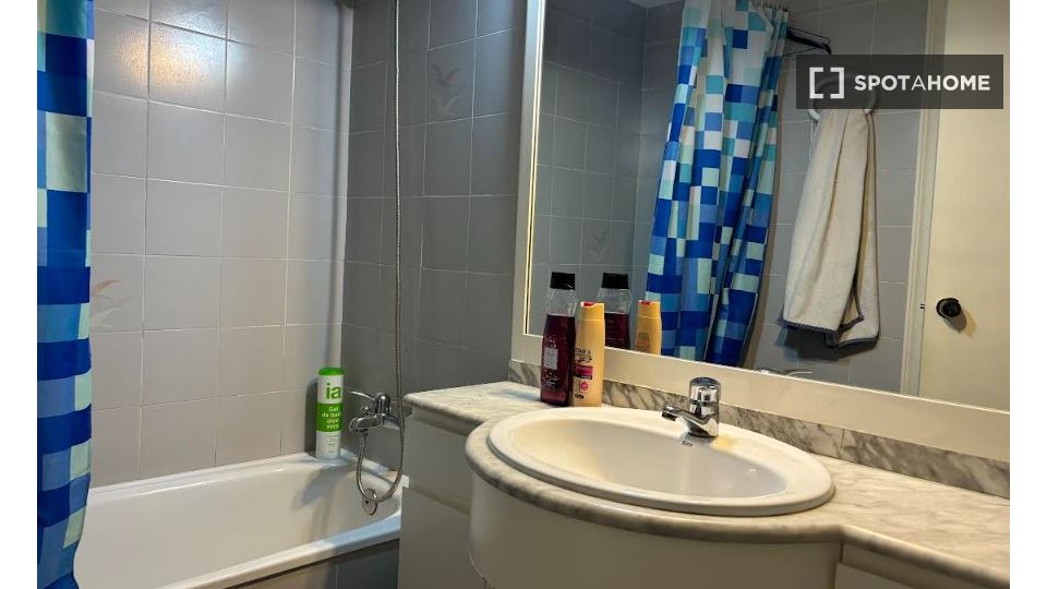 Apartment Valencia, 4 beds, 120m² — photo 7
