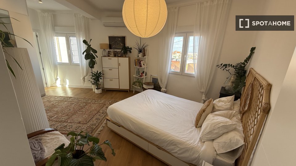 Apartment Madrid, 1 bed, 70m² — photo 3
