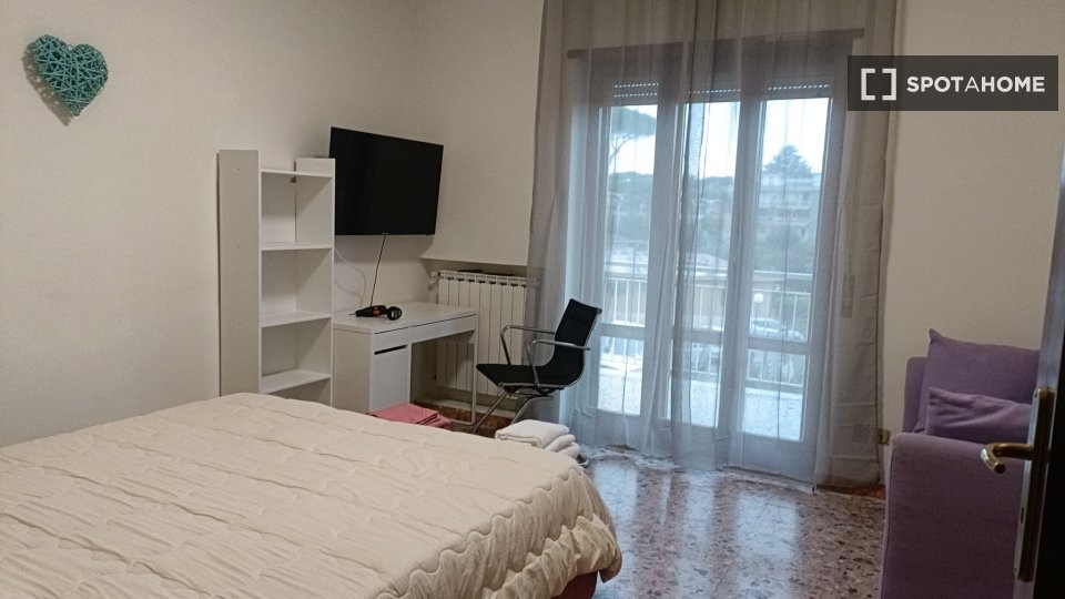 Double room Naples, 4 beds — photo 1