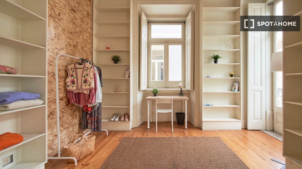 Double room Lisbon, 7 beds — photo 2