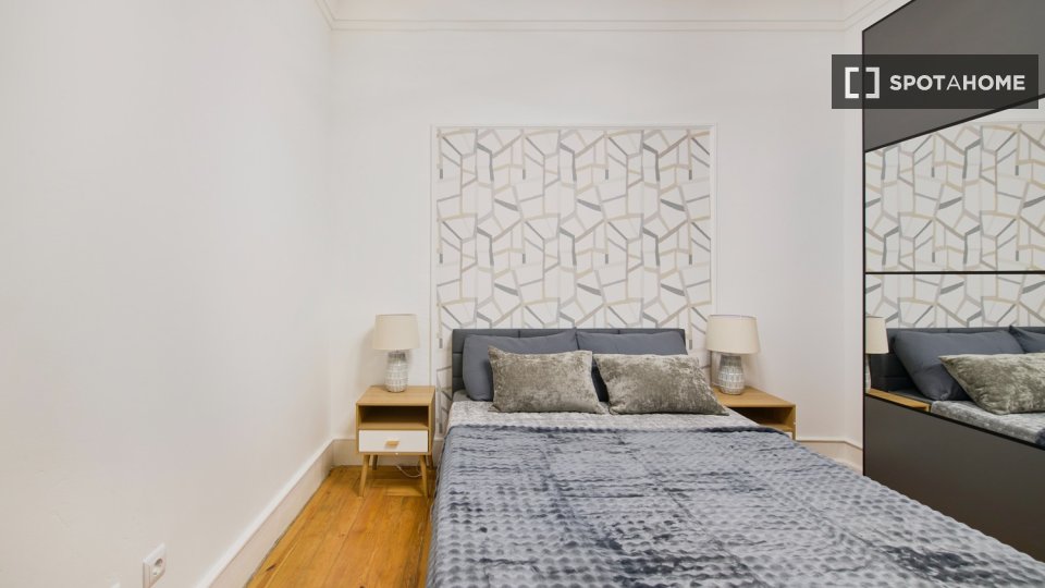 Double room Lisbon, 8 beds — photo 17