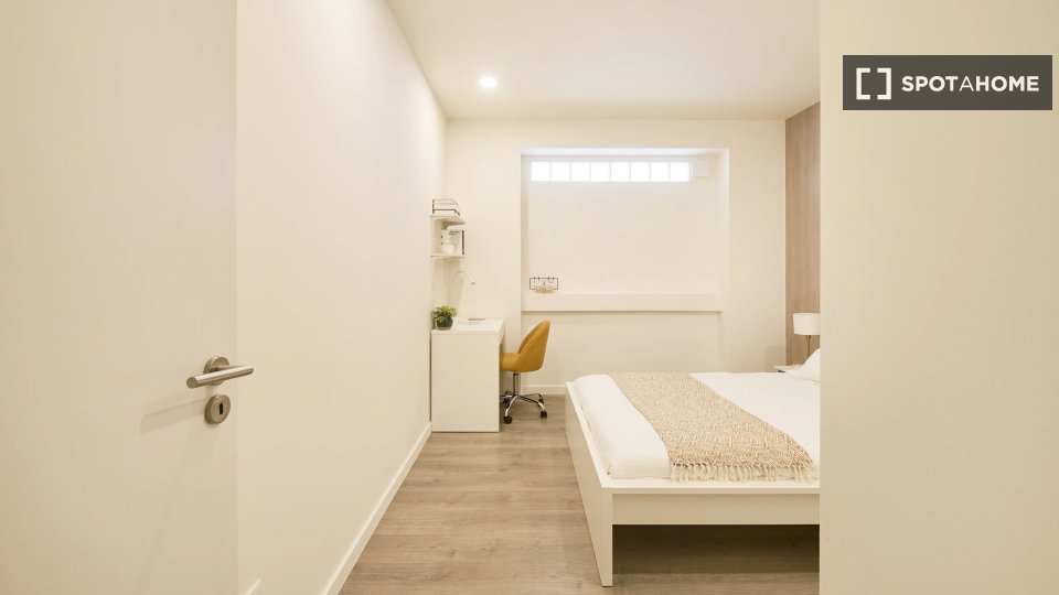 Double room Lisbon, 4 beds — photo 1