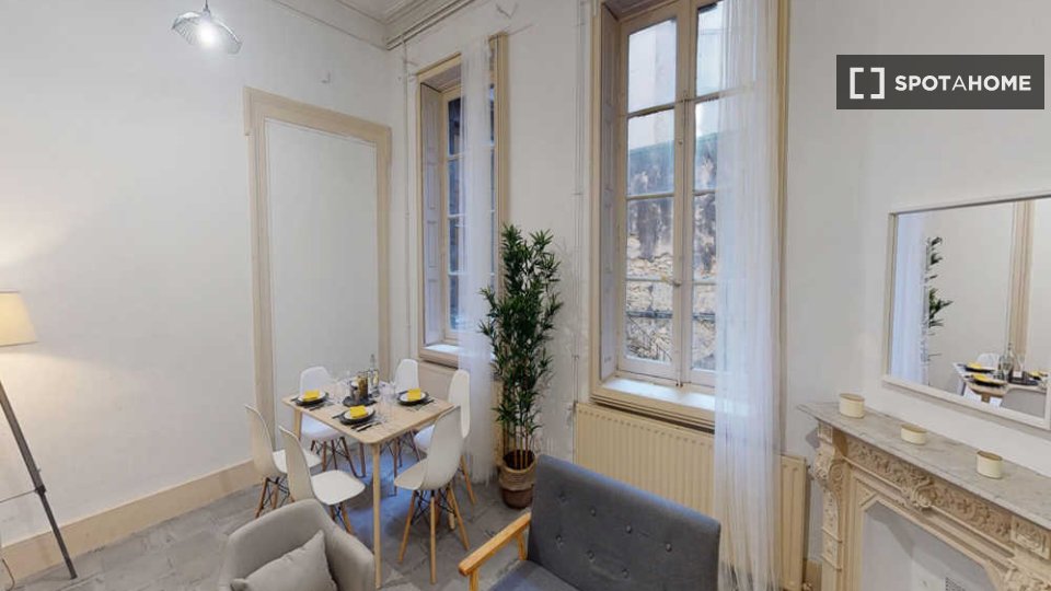 Double room Montpellier, 6 beds, 200m² — photo 11