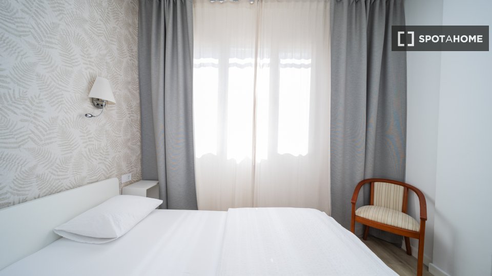 Double room Valencia, 4 beds, 110m² — photo 6