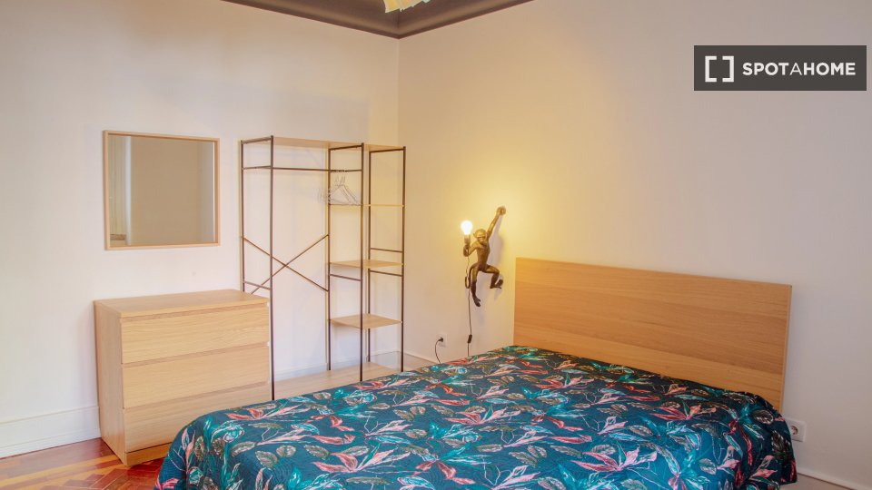 Double room Lisbon, 7 beds — photo 12
