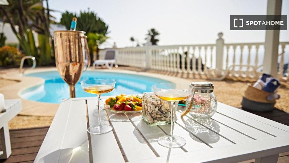Apartment Santa_Cruz_De_Tenerife, 3 beds, 590m² — photo 10