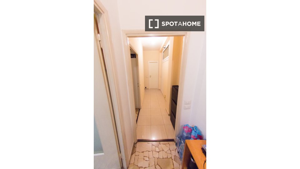 Double room Milan, 2 beds, 85m² — photo 1