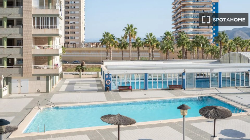 Apartment Valencia, 2 beds, 65m² — photo 5