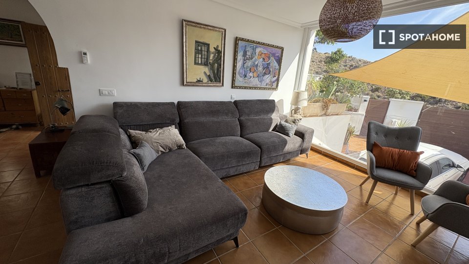 Apartment Almeria, 3 beds, 190m² — photo 9