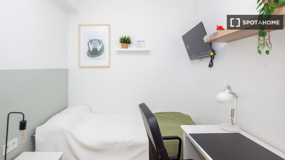 Habitación en piso compartido en La Raiosa, Valencia