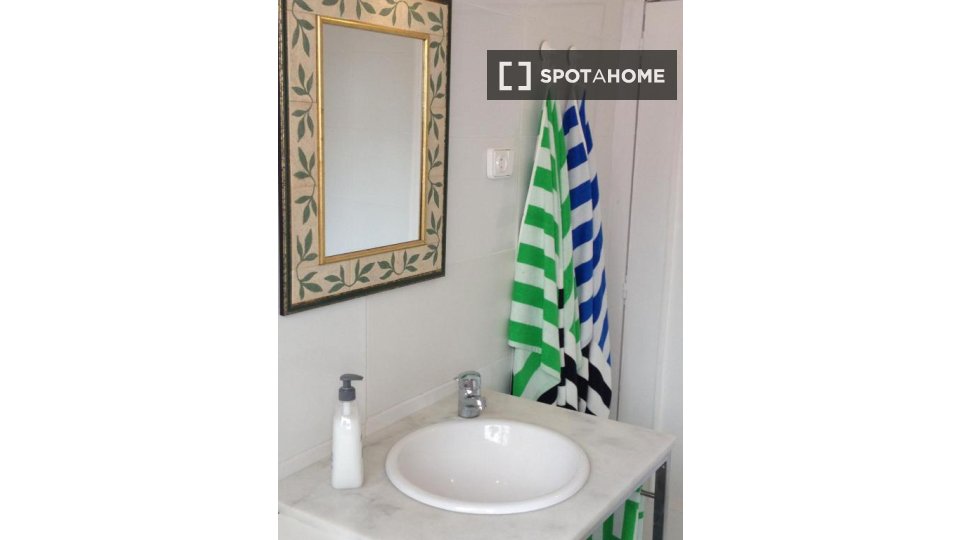 Apartment Valencia, 1 bed, 40m² — photo 9