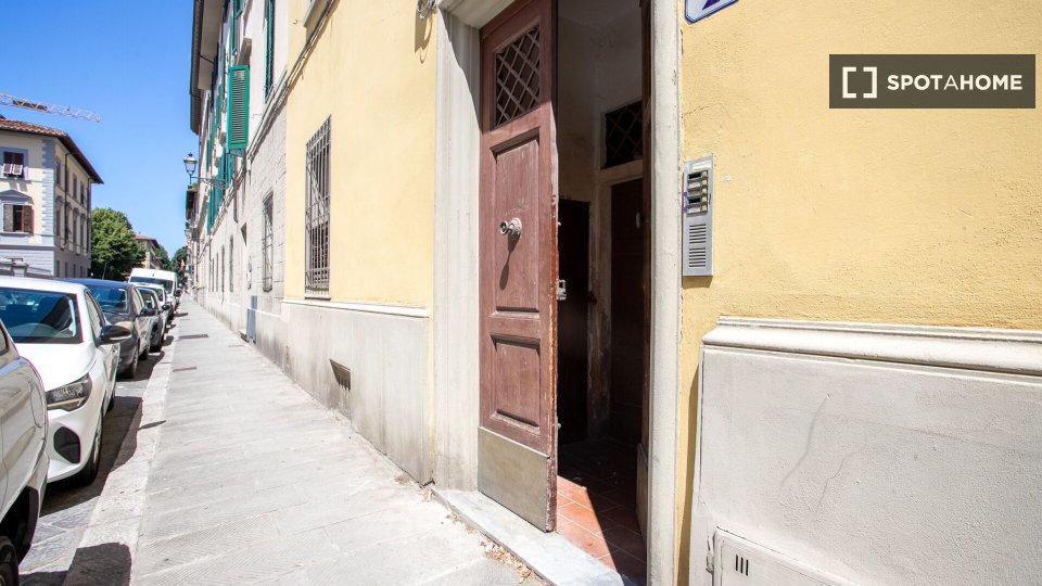 Apartment Florence, 2 beds, 98m² — photo 5