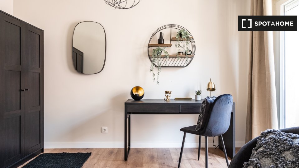Apartment Lisbon, 1 bed — photo 5