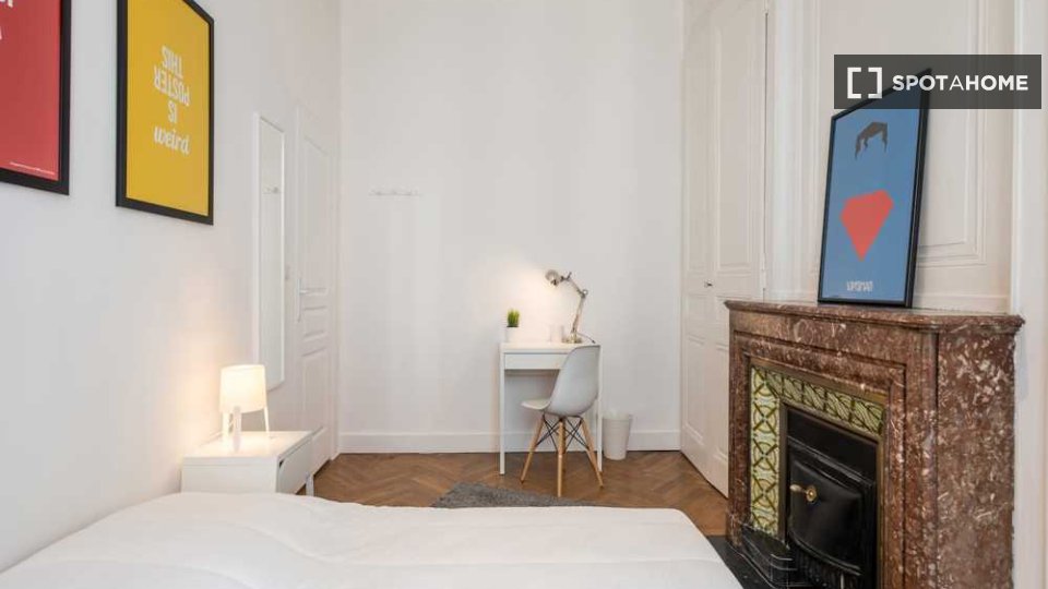Camera doppia Lione, 4 camere, 90m² — foto 6