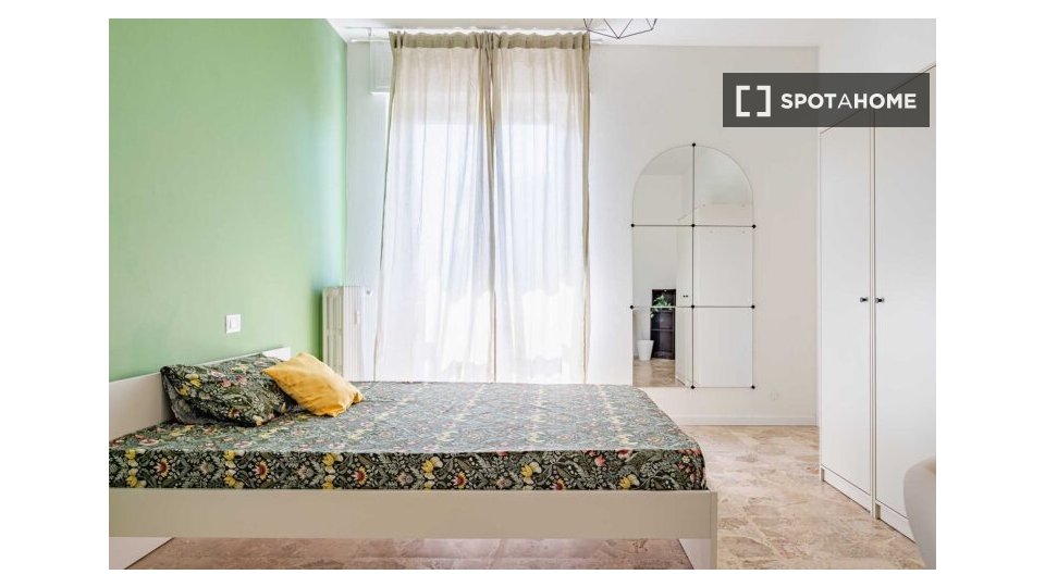 Double room Milan, 5 beds, 50m² — photo 5