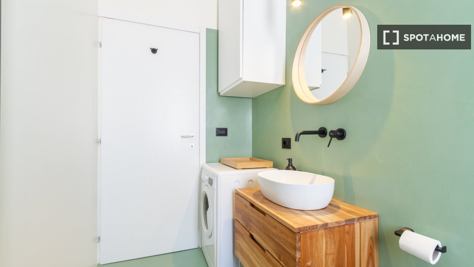 Apartment Milan, 1 bed, 53m² — photo 21