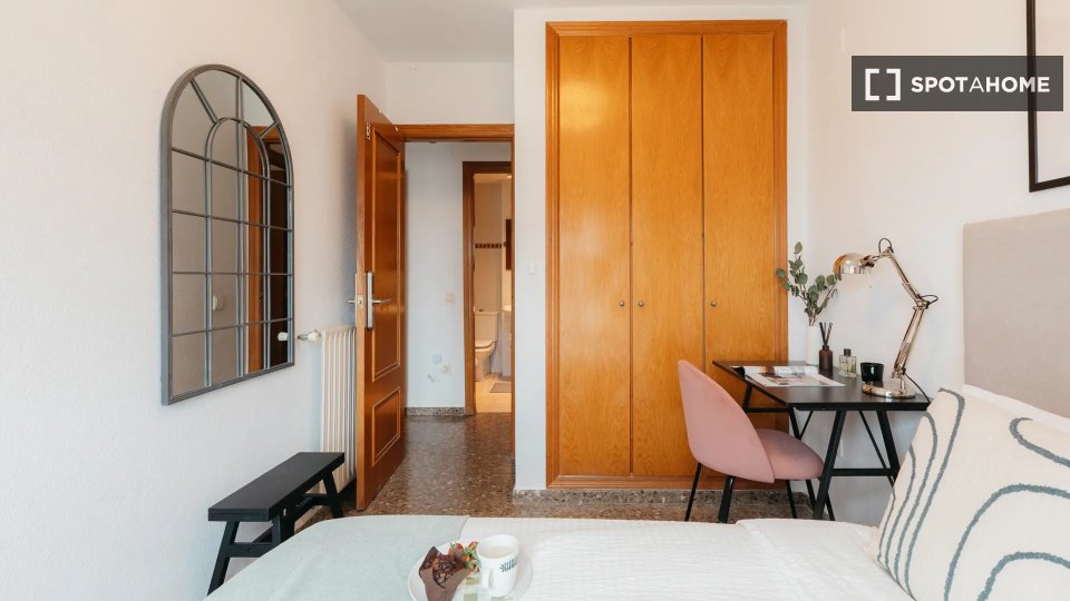 Double room Valencia, 4 beds — photo 9