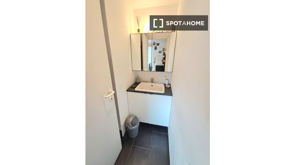 Apartment mono Brussels, 45m² — photo 17