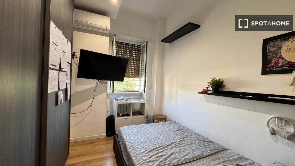 Double room Rome, 1 bed — photo 23