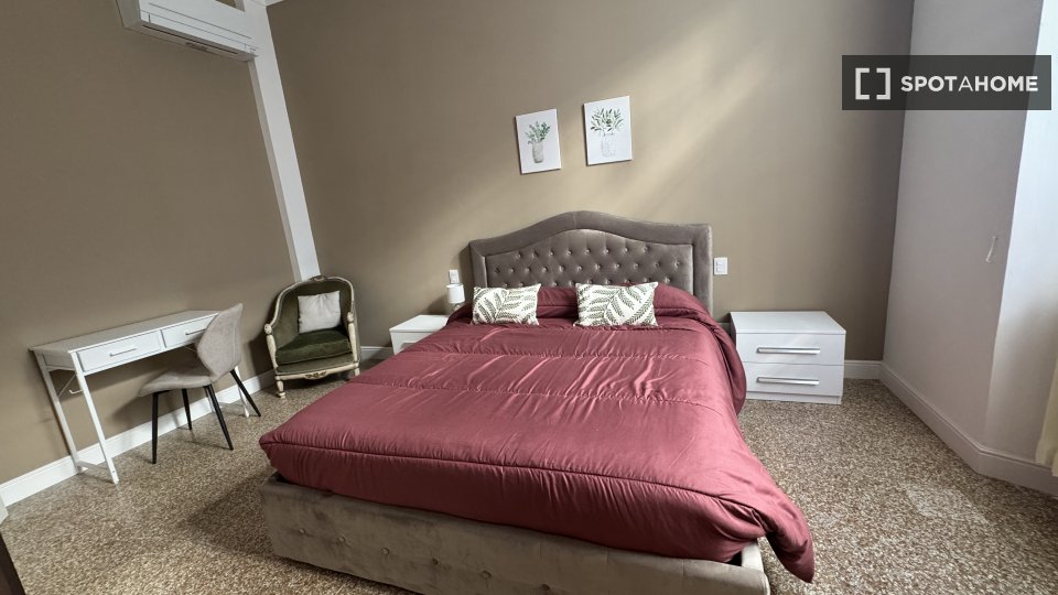 Apartment Florence, 2 beds, 65m² — photo 18