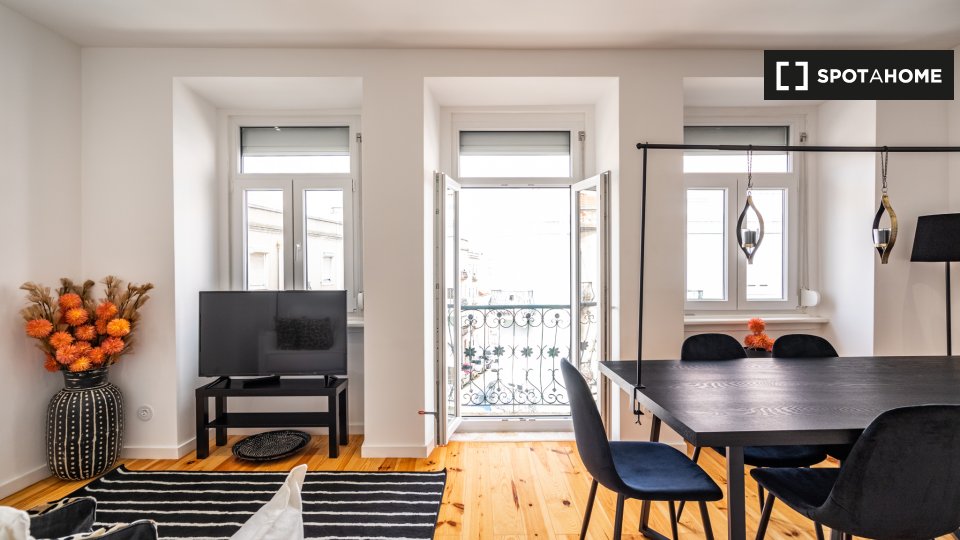 Apartment Lisbon, 2 beds — photo 1