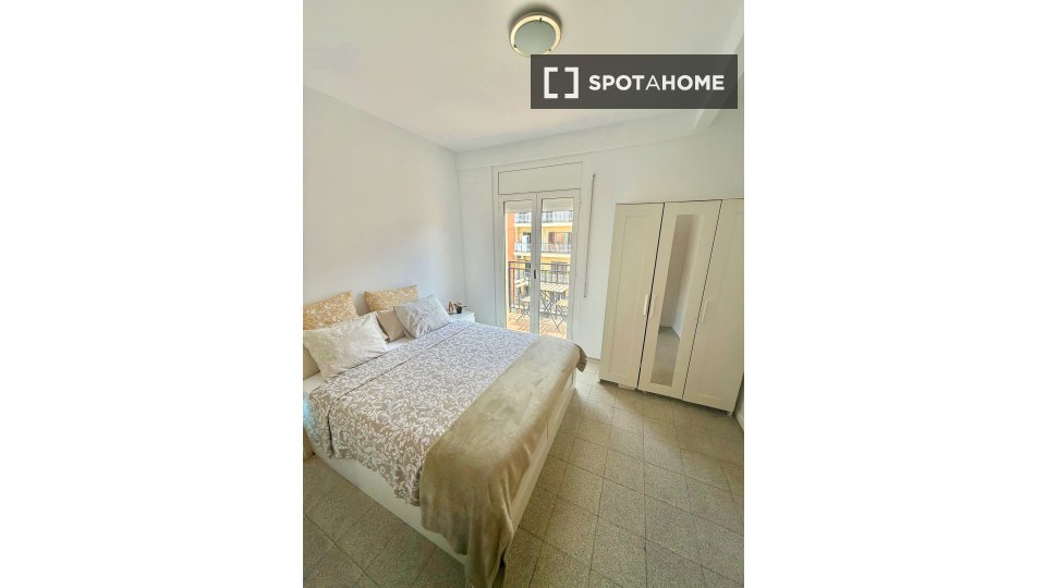 Apartment Barcelona, 3 beds, 80m² — photo 6