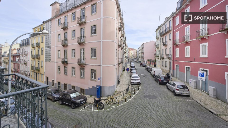 Double room Lisbon, 4 beds — photo 5