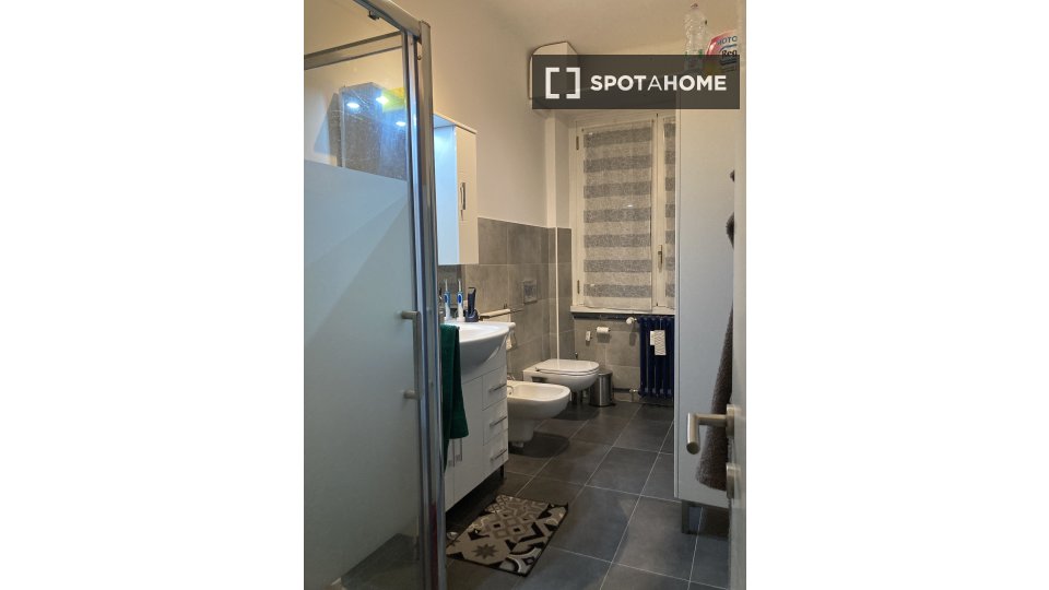 Double room Milan, 1 bed, 78m² — photo 14
