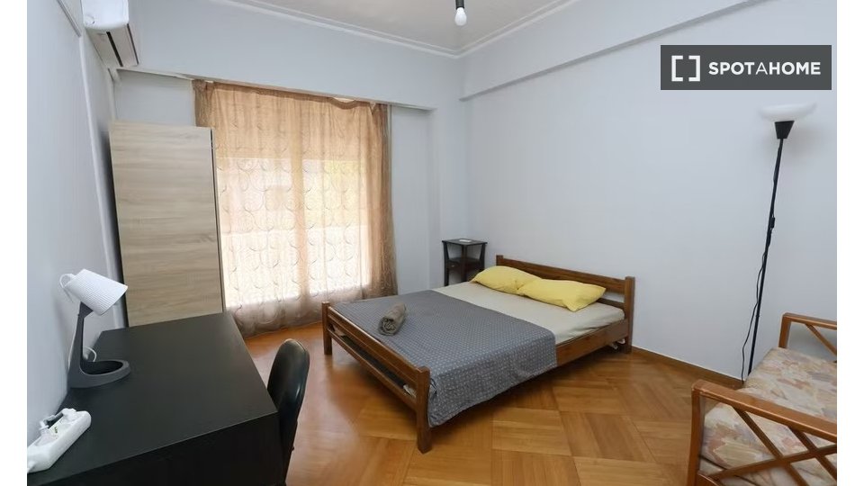 Double room Athens, 4 beds — photo 1